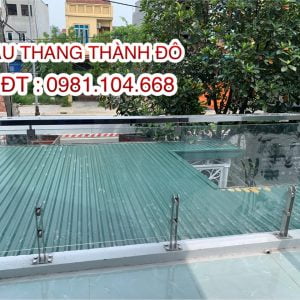 #cau_thang-kinh_go, bao gia cau thang, Báo giá cầu thang kính cường lực tay vịn gỗ, cầu thang đẹp tại Hà Nội, cầu thang kính cho nhà ống