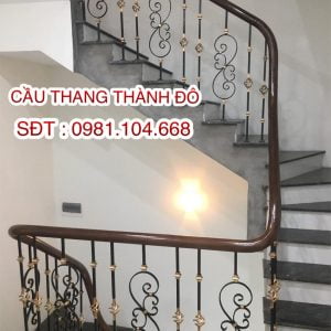 Cầu Thang Sắt nghệ Thuật