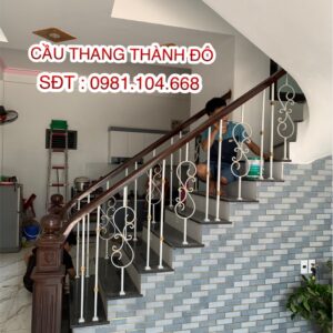 Cầu thang sắt nhập khẩu