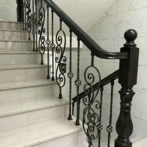 Cầu thang sắt nhập khẩu