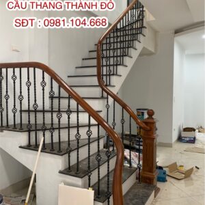 Cầu thang sắt nghệ thuật