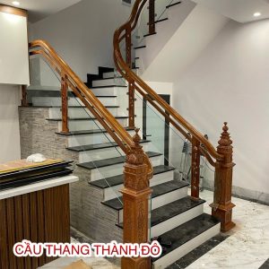 cầu thang kính gỗ đep tại Hà Nội