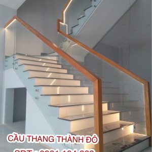 cầu thang kính gỗ đẹp, lan can cầu thang kính