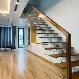 cầu thang kính gỗ đẹp hải dương