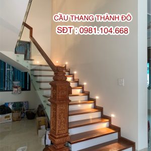 cầu thang kính củ bass